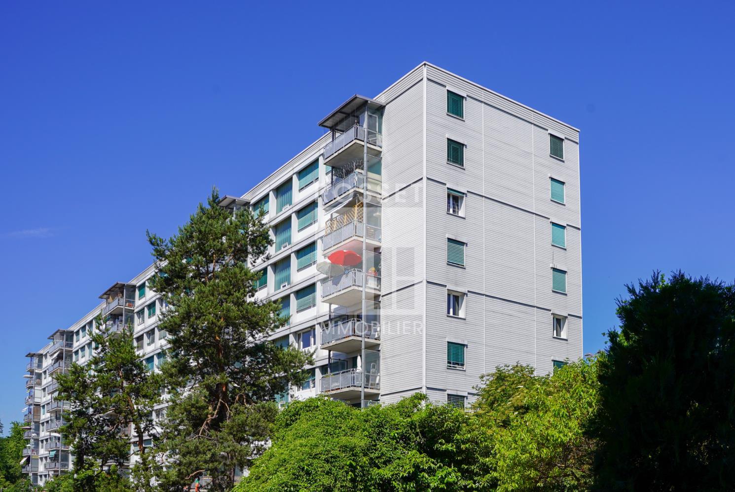 Appartement 5 pièces, 80 m² à Onex – Rue du Comte-Géraud, spacieux au 6e étage | CHF 2’407.–